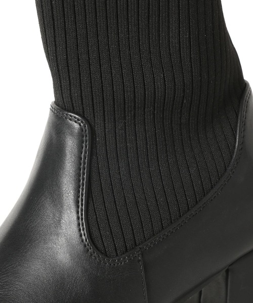 LAKOLE（ラコレ）の「リブニットショートブーツ / 164265（ブーツ・レディース・ブラック/アイボリー・MEDIUM/LARGE）」の15枚目の写真
