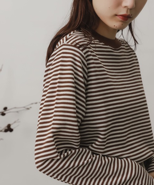 SENSE OF PLACE by URBAN RESEARCH(センスオブプレイスバイアーバンリサーチ)の「リンガーボーダーロングTシャツ(Tシャツ/カットソー・レディース・ブラック系その他/ブラウン系その他/グリーン系その他/パープル系その他/イエロー系その他/オレンジ系その他・ONE)」の10枚目の写真