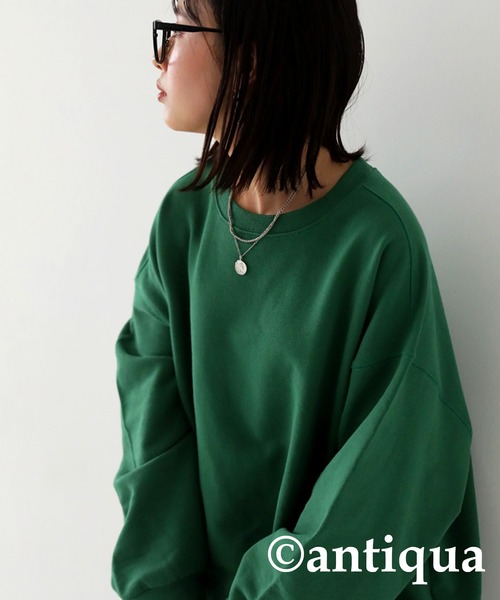 antiqua(アンティカ)の「ショート丈裏毛プルオーバー(スウェット・レディース・杢グレー/スミクロ/ブラック/グレイッシュベージュ/ブルー系その他/グリーン/レッド/ピンク/レンガ/イエロー系その他/ダークグリーン/ネイビー/ベビーピンク/ダークブラウン/アイボリー/ブラウン系その他/パープル・FREE)」の9枚目の写真