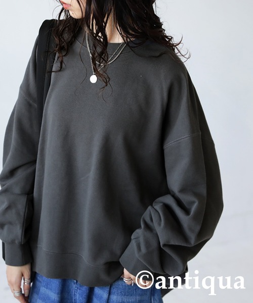 antiqua(アンティカ)の「ショート丈裏毛プルオーバー(スウェット・レディース・杢グレー/スミクロ/ブラック/グレイッシュベージュ/ブルー系その他/グリーン/レッド/ピンク/レンガ/イエロー系その他/ダークグリーン/ネイビー/ベビーピンク/ダークブラウン/アイボリー/ブラウン系その他/パープル・FREE)」の22枚目の写真