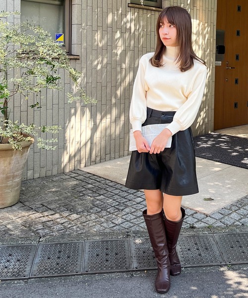 frunco（フランコ）の「フェイクレザーAラインショーツ（その他パンツ・レディース・ブラック/グリーン/ベージュ・FREE）」の4枚目の写真