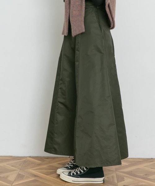 UR Lab.（アーバンリサーチラボ）の「メモリーツイルフレアスカート（スカート・レディース・ネイビー/カーキ/ブラック・FREE）」の11枚目の写真