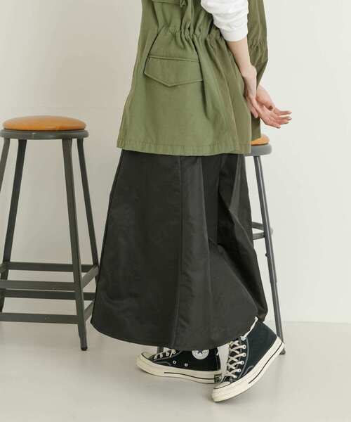 UR Lab.（アーバンリサーチラボ）の「メモリーツイルフレアスカート（スカート・レディース・ネイビー/カーキ/ブラック・FREE）」の15枚目の写真