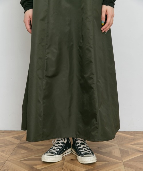 UR Lab.（アーバンリサーチラボ）の「メモリーツイルフレアスカート（スカート・レディース・ネイビー/カーキ/ブラック・FREE）」の10枚目の写真