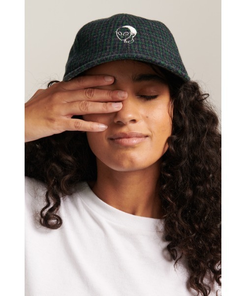 Not So Ape（ノットソーエイプ）の「Plaid Logo Cap（キャップ・メンズ・グリーン/オレンジ・FREE）」の6枚目の写真