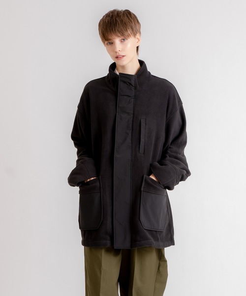 ONCILY(オンシェリー)の「BICOLOR BOA FLEECE BLOUSON / バイカラーボアフリースブルゾン(ブルゾン・メンズ・ベージュ/ダークブラウン/ブラック・LARGE/MEDIUM)」の4枚目の写真