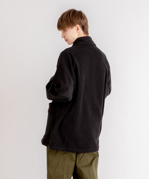 ONCILY(オンシェリー)の「BICOLOR BOA FLEECE BLOUSON / バイカラーボアフリースブルゾン(ブルゾン・メンズ・ベージュ/ダークブラウン/ブラック・LARGE/MEDIUM)」の7枚目の写真