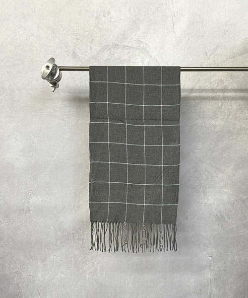 Beno（ビーノ）の「フリンジ チェック/ストライプ べーシック マフラー（マフラー・メンズ・ブルー/ライトグレー/ブルー系/ブラウン/ネイビー系/グレー系/チャコールグレー/グレー・FREE）」の4枚目の写真