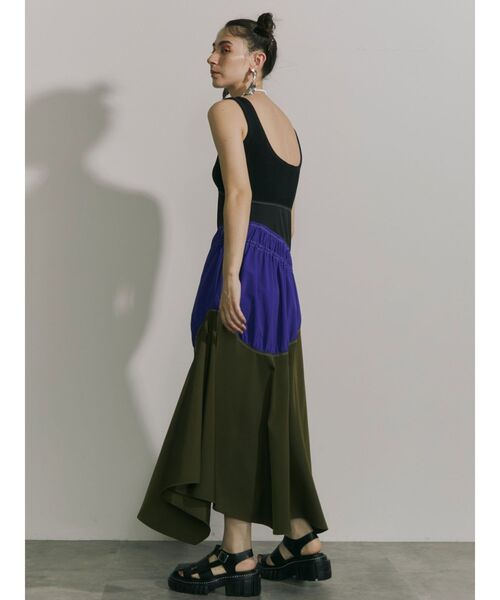 UN3D.（アンスリード）の「リブコンビアシメギャザーワンピース  