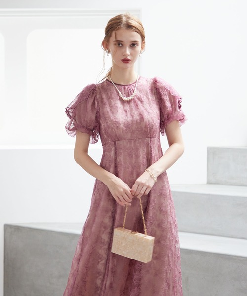 Dorry Doll（ドリードール）の「フラワー刺繍パフスリーブドレス