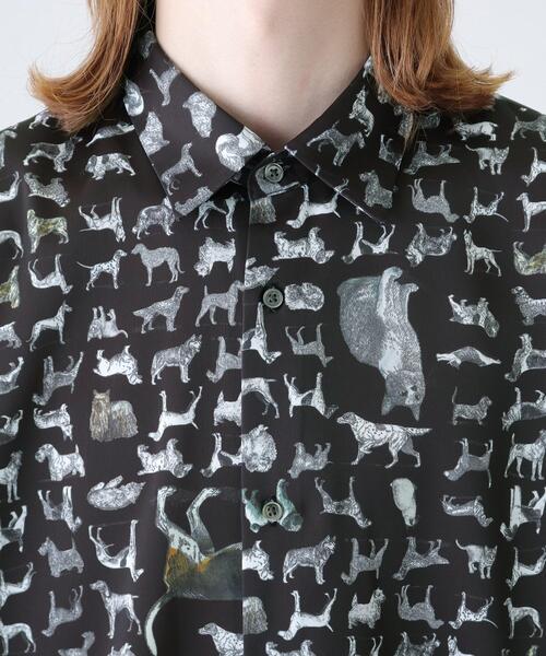 tk.TAKEO KIKUCHI（ティーケータケオキクチ）の「◆アニマル総柄シャツ(ユニセックスアイテム)（シャツ/ブラウス・メンズ・ライトグレー系3/ベージュ系3/ブラック系3・01/02/03）」の8枚目の写真