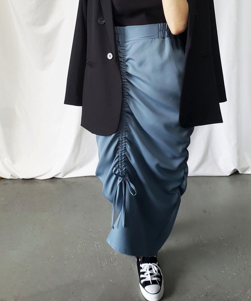 me+em select（ミームセレクト）の「※※【 ７color 】シャーリングリボンギャザースリットスカート（スカート・レディース・グリーン/ブラック/アイボリー/サンドベージュ/チャコール/ブルー/グレー・MEDIUM/LARGE/SMALL）」の20枚目の写真