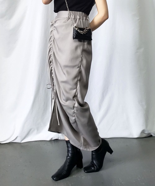 me+em select（ミームセレクト）の「※※【 ７color 】シャーリングリボンギャザースリットスカート（スカート・レディース・グリーン/ブラック/アイボリー/サンドベージュ/チャコール/ブルー/グレー・MEDIUM/LARGE/SMALL）」の10枚目の写真