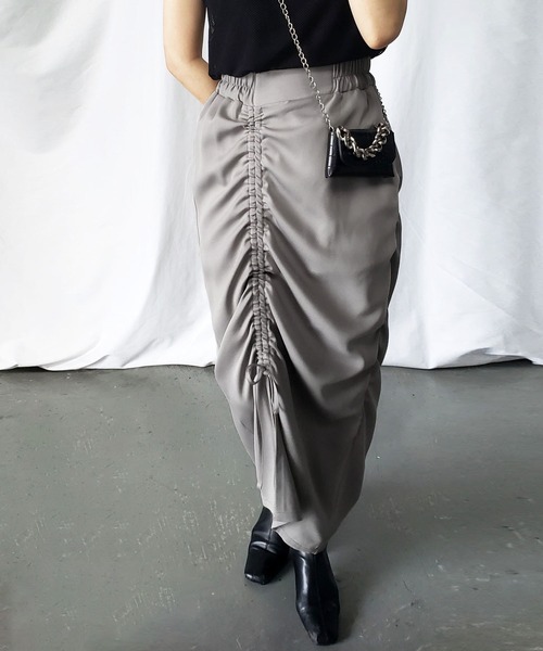 me+em select（ミームセレクト）の「※※【 ７color 】シャーリングリボンギャザースリットスカート（スカート・レディース・グリーン/ブラック/アイボリー/サンドベージュ/チャコール/ブルー/グレー・MEDIUM/LARGE/SMALL）」の8枚目の写真