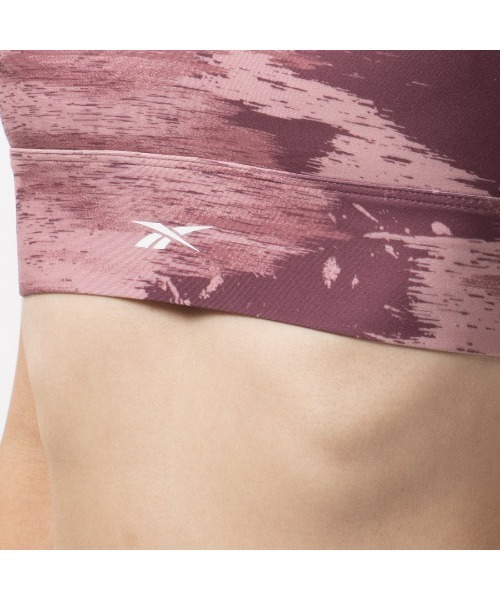 Reebok（リーボック）の「シーズナル ブラ / WOR Seasonal AOP Bra（スポーツブラ・レディース・ブラックミックス/グリーン/パープル/ローズ/ネイビー・X-SMALL/SMALL/MEDIUM/LARGE/X-LARGE/XX-LARGE）」の21枚目の写真