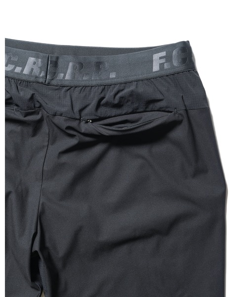 F.C.Real Bristol（エフシーレアルブリストル）の「STRETCH LIGHT WEIGHT EASY SHORTS（その他パンツ・メンズ・カーキ/ブラック・X-LARGE/SMALL/LARGE/MEDIUM）」の3枚目の写真
