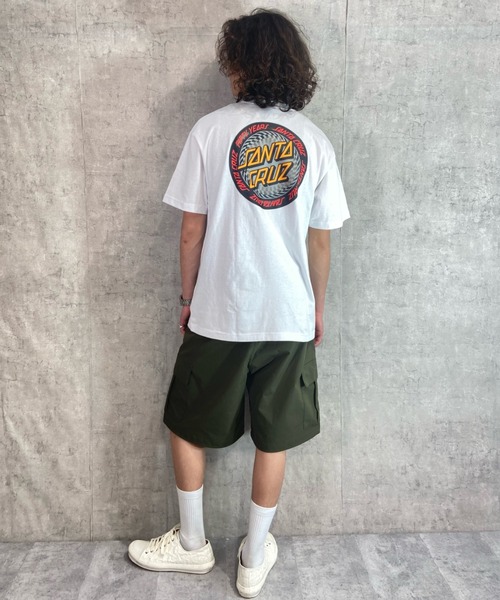 SANTA CRUZ(サンタクルーズ)の「【ムラサキスポーツ別注】SANTACRUZ/サンタクルーズ オーバーサイズ バックプリントTシャツ/クルーネックTee INFINITE RINGED DOT S/S TEE 502231409(Tシャツ/カットソー・メンズ・グリーン/ブラック/ホワイト・L/XL/M)」の8枚目の写真