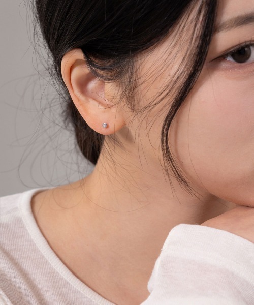 CEMONEMO（セモネモ）の「【金属アレルギー対応】 デイリー ジルコニア ポイント ピアス / silver925（ピアス（両耳用）・レディース・ゴールド/シルバー・FREE）」の3枚目の写真