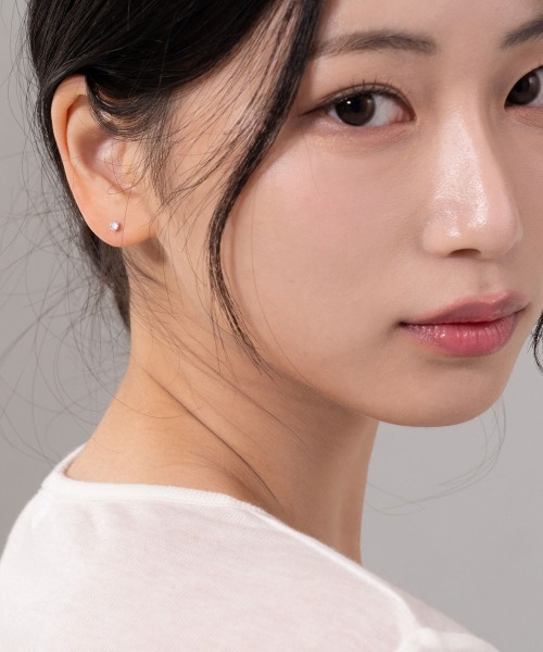 CEMONEMO（セモネモ）の「【金属アレルギー対応】 デイリー ジルコニア ポイント ピアス / silver925（ピアス（両耳用）・レディース・ゴールド/シルバー・FREE）」の7枚目の写真