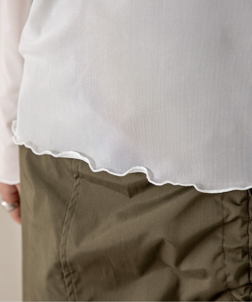 MILLION CARATS(ミリオンカラッツ)の「立体感のある大きめの刺繍がコーディネートに上品なアクセントを加えるテープ刺繍シアーカットソー(Tシャツ/カットソー・レディース・オフホワイト/ブラック・FREE)」の10枚目の写真