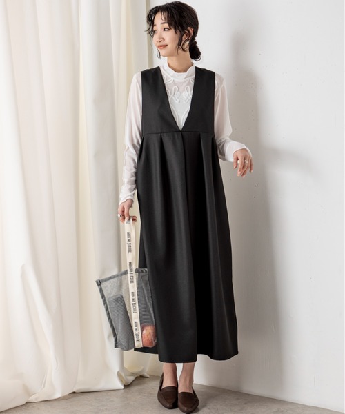 MILLION CARATS(ミリオンカラッツ)の「立体感のある大きめの刺繍がコーディネートに上品なアクセントを加えるテープ刺繍シアーカットソー(Tシャツ/カットソー・レディース・オフホワイト/ブラック・FREE)」の16枚目の写真