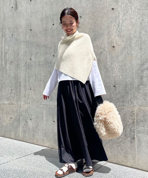 NOLLEY’S（ノーリーズ）の「【EUNOIA/ユーノヤ】】◇【WEB限定】ゴールドバックルサンダル（サンダル・レディース・ダークブラウン/ブラック・36/37/38）」の4枚目の写真