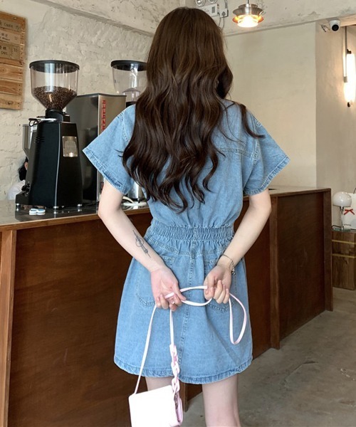 gossip!ロサンゼルス(ゴシップロサンゼルス)の「ウエストマーク半袖デニムミニワンピース(ワンピース・レディース・ライトブルー/ブルー/イエロー/ピンク・M/S/L)」の14枚目の写真