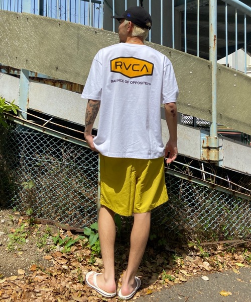 RVCA(ルーカ)の「【ムラサキスポーツ別注】RVCA/ルーカ バックプリントTシャツ クルーネック半袖Tee/オーバーサイズ サークルロゴTee BD041-P32(Tシャツ/カットソー・メンズ・ホワイト系その他3/グリーン/ブラック×ブラック・L/M/XL)」の11枚目の写真