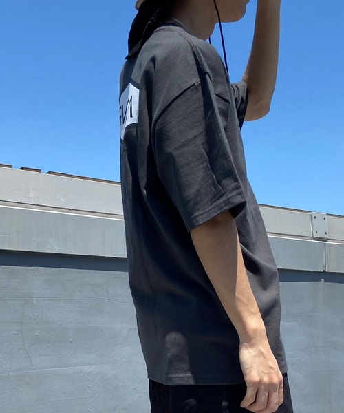 RVCA(ルーカ)の「【ムラサキスポーツ別注】RVCA/ルーカ バックプリントTシャツ クルーネック半袖Tee/オーバーサイズ サークルロゴTee BD041-P32(Tシャツ/カットソー・メンズ・ホワイト系その他3/グリーン/ブラック×ブラック・L/M/XL)」の22枚目の写真