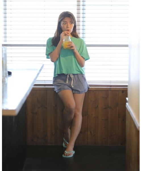 rip curl(リップカール)の「【RIPCURL(リップカール)】SEARCH ICON CROP TEE レディースクロップ丈半袖Tシャツ(Tシャツ/カットソー・レディース・ネイビー/ゴールド/グリーン・MEDIUM/SMALL/X-SMALL)」の9枚目の写真