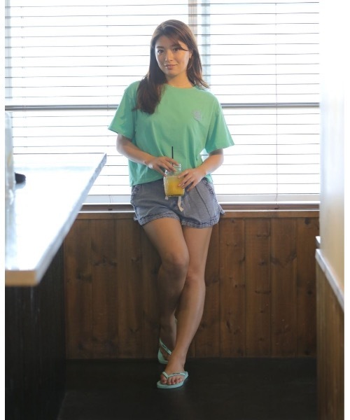 rip curl(リップカール)の「【RIPCURL(リップカール)】SEARCH ICON CROP TEE レディースクロップ丈半袖Tシャツ(Tシャツ/カットソー・レディース・ネイビー/ゴールド/グリーン・MEDIUM/SMALL/X-SMALL)」の10枚目の写真