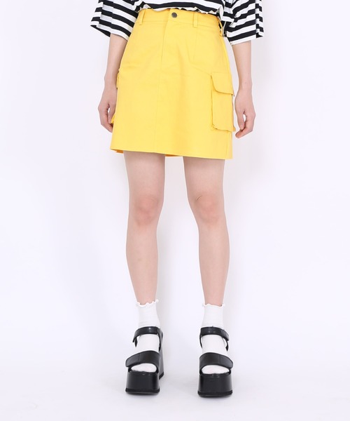 PUNYUS（プニュズ）の「カーゴミニスカート（スカート・レディース・ブラック/カーキ/イエロー・3/1/2/4）」の20枚目の写真