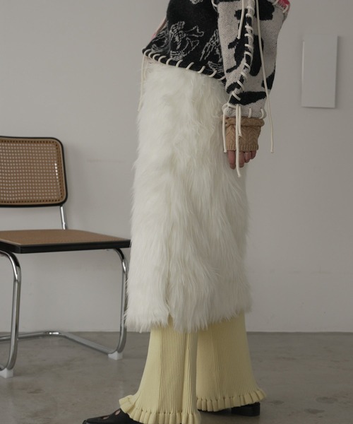 SANSeLF（サンセルフ）の「fur middle skirt【SANSeLF】sew23a025（スカート・レディース・ホワイト系その他・FREE）」の2枚目の写真