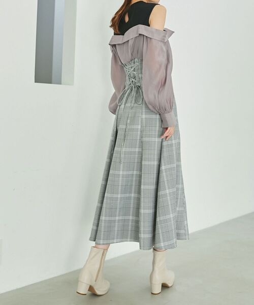 MAJESTIC LEGON（マジェスティックレゴン）の「【WEB限定XLサイズあり】フカフカヒールストレッチブーツ（ブーツ・レディース・アイボリー/ブラック・SMALL/MEDIUM/LARGE/X-LARGE）」の11枚目の写真