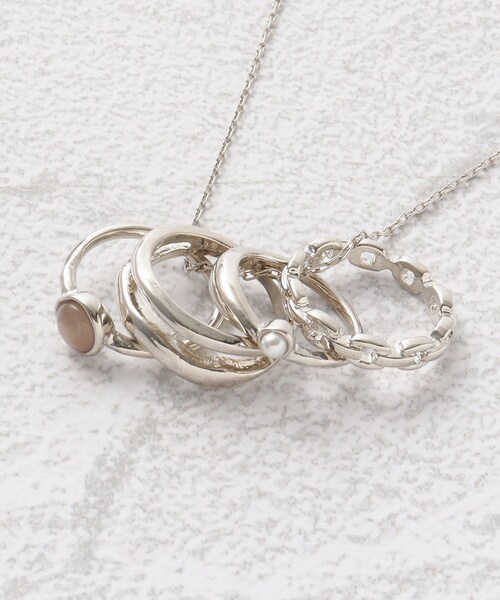 SHOO・LA・RUE(シューラルー)の「◆リングスライダーネックレス(ネックレス・レディース・ピンクゴールド/シルバー/ゴールド・00)」の7枚目の写真