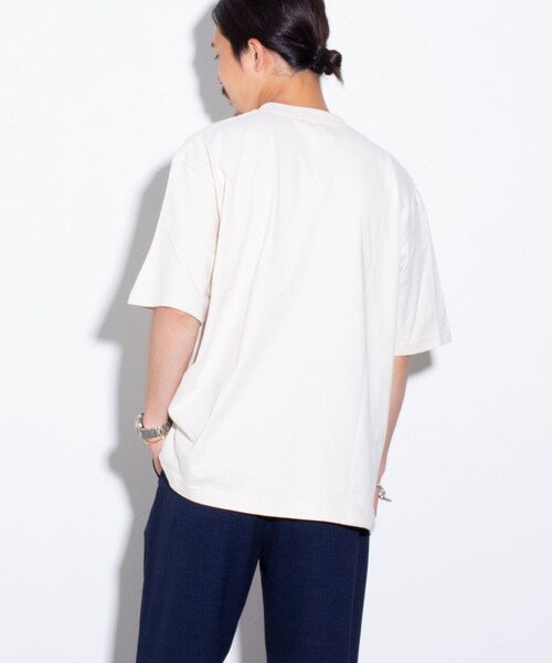 GLOSTER（グロスター）の「【限定展開】【GLOSTER/グロスター】ルーズ クルーネックTシャツ ベーシック（Tシャツ/カットソー・メンズ・ブラック/ホワイト/コーラルピンク/ベージュ・S/M/L/XL）」の10枚目の写真