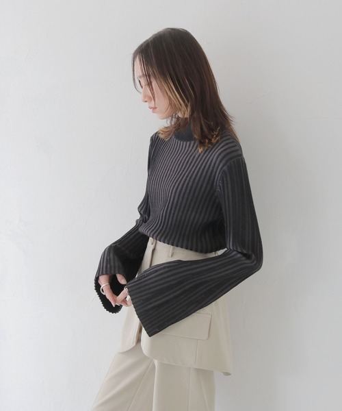 CLEIO（クレイオ）の「【CLEIO】二重臼ベルスリーブハイネックニット/DOUBLE MILL BELL SLEEVE HIGH NECK KNIT/986-10626（ニット/セーター・レディース・アイボリー/サックスブルー/ベージュ/ピンクベージュ/ライトグレー/ブラック・FREE）」の18枚目の写真