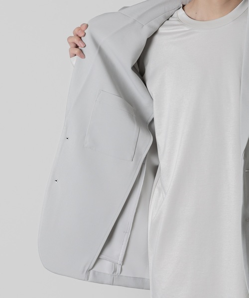 ATTACHMENT（アタッチメント）の「ストレッチダブルクロス 2Bジャケット / PE STRETCH DOUBLE CLOTH 2B JACKET（テーラードジャケット・メンズ・ブラック/ライトグレー/ネイビー・3/2/1/4）」の4枚目の写真