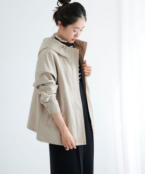 le.coeur blanc（ルクールブラン）の「ツイルストレッチフードブルゾン（ブルゾン・レディース・ブラック/ベージュ/カーキオリーブ・38）」の7枚目の写真