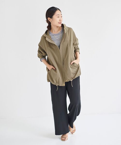 le.coeur blanc（ルクールブラン）の「ツイルストレッチフードブルゾン（ブルゾン・レディース・ブラック/ベージュ/カーキオリーブ・38）」の22枚目の写真