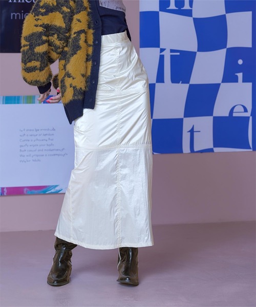 miette（ミエット）の「メタリックストレートスカート（スカート・レディース・アイボリー/シルバー/ブラック・FREE）」の5枚目の写真