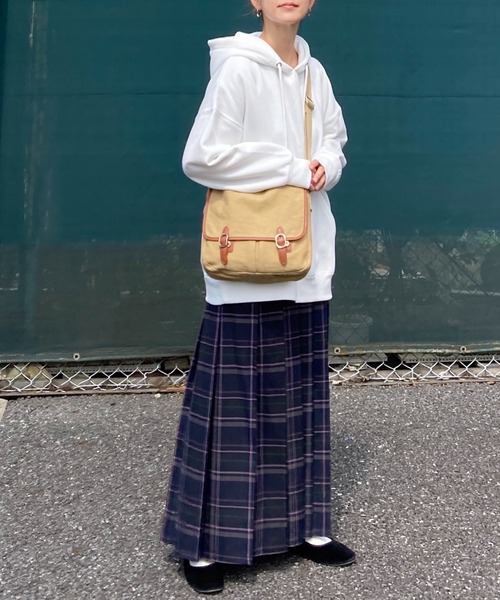 notch.(ノッチ)の「【 notch. by KR 】裏起毛パーカー(パーカー・レディース・ライトグレー/ブラック/オフホワイト/ネイビー・M)」の5枚目の写真