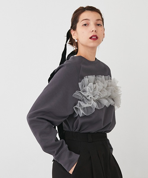 petit main LIEN（プティマインリアン）の「【LADIES】チュールフリルトップス（シャツ/ブラウス・レディース・チャコールグレー/オフホワイト/ブラック・FREE）」の12枚目の写真