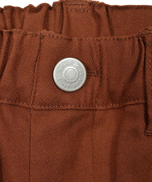 BeBe（ベベ）の「ツイルサイド切替パンツ(90~150cm)（その他パンツ・キッズ・キャメル/グリーン・110cm/140cm/120cm/150cm/130cm/100cm/90cm）」の12枚目の写真