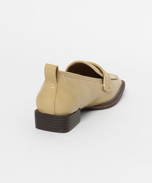 KBF（ケイビーエフ）の「アシンメトリートゥローファー（ローファー・レディース・ブラック/ベージュ/ブルー・36/37/38）」の21枚目の写真