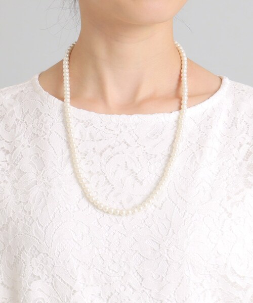 OPAQUE.CLIP（オペークドットクリップ）の「◆ガラスパールネックレス（ロング）/セレモニー対応（ネックレス・レディース・オフホワイト・00）」の6枚目の写真