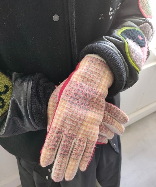 Casselini（キャセリーニ）の「Casselini(キャセリーニ)ジャガードグローブ（手袋・レディース・グリーン/レッド/イエロー/ベージュ・FREE）」の14枚目の写真