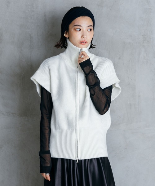 LIENCOEUR（リアンクール）の「スタンドネックZIPベスト（ニット/セーター・レディース・ブラック/アイボリー・FREE）」の17枚目の写真