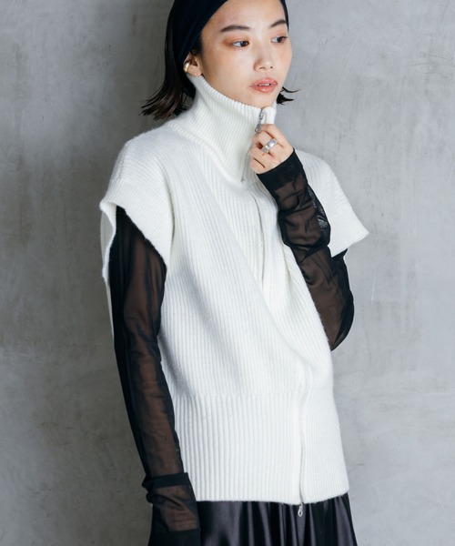 LIENCOEUR（リアンクール）の「スタンドネックZIPベスト（ニット/セーター・レディース・ブラック/アイボリー・FREE）」の14枚目の写真