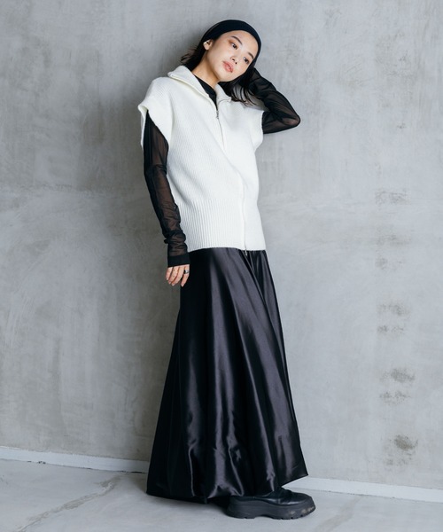 LIENCOEUR（リアンクール）の「スタンドネックZIPベスト（ニット/セーター・レディース・ブラック/アイボリー・FREE）」の20枚目の写真